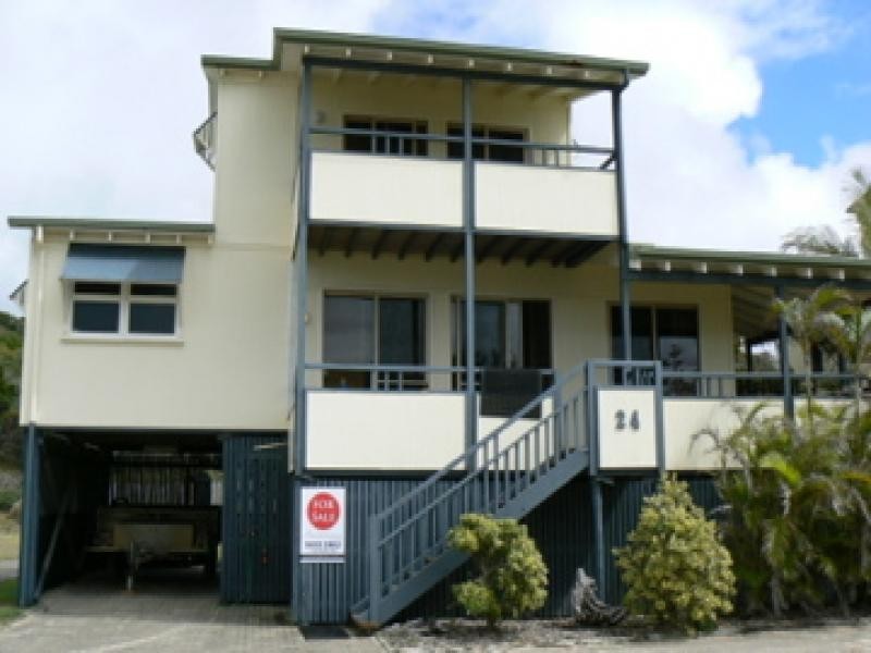 24 Williams Avenue, Fraser Island QLD 4581