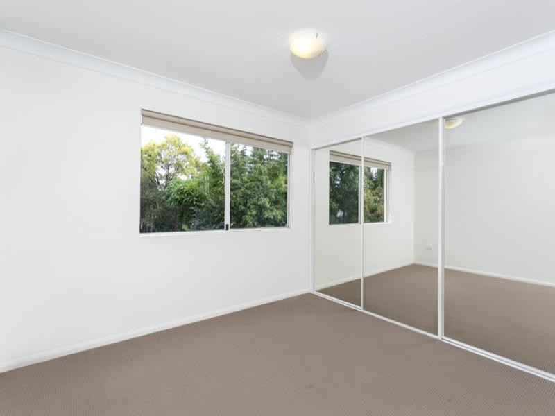 4/79 Dobson, Ascot QLD 4007