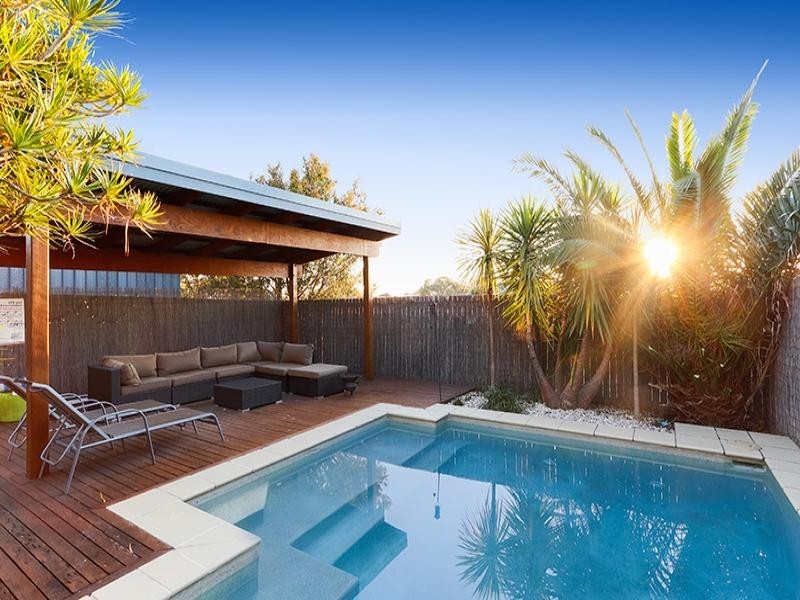 27 Grainger Street, Wynnum QLD 4178