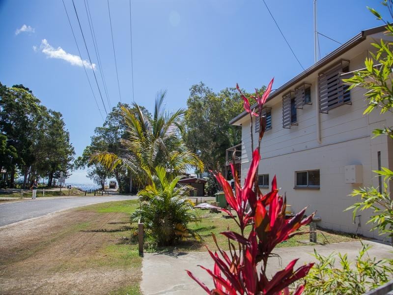 2 Millers Lane, Amity Point QLD 4183