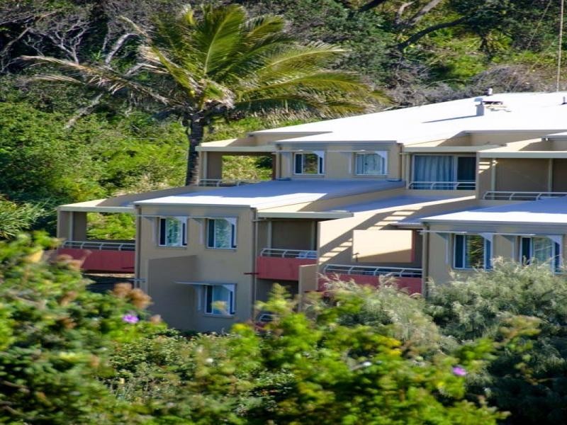 1 Samarinda Drive, Point Lookout QLD 4183