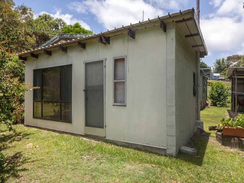 75 Mooloomba Road, Point Lookout QLD 4183