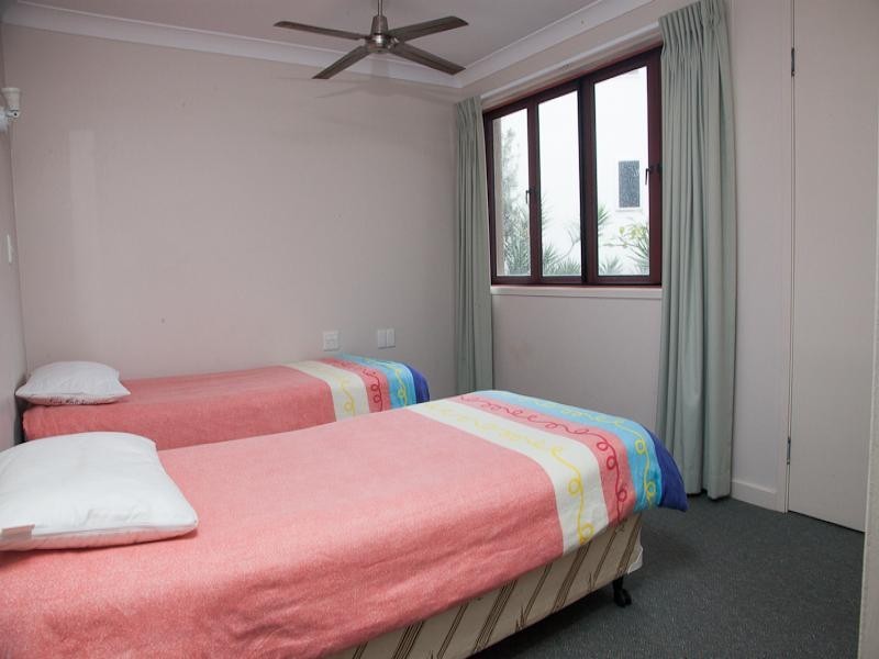 1/23 Mooloomba Road, Point Lookout QLD 4183