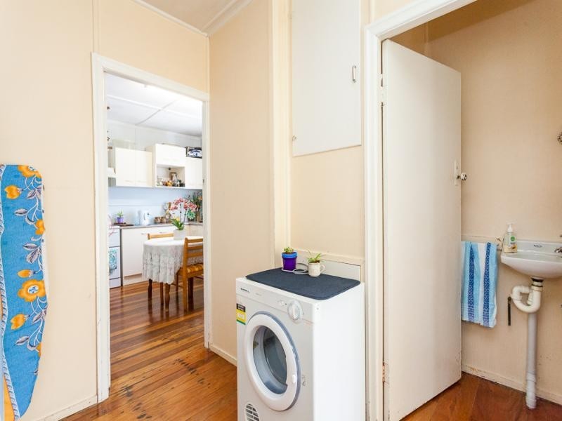 23 Flinders Avenue, Dunwich QLD 4183