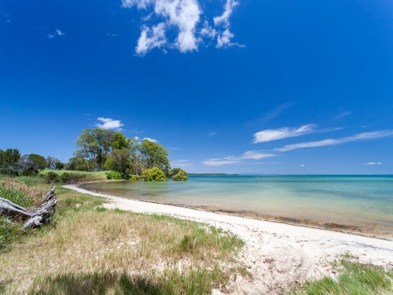 23 Flinders Avenue, Dunwich QLD 4183