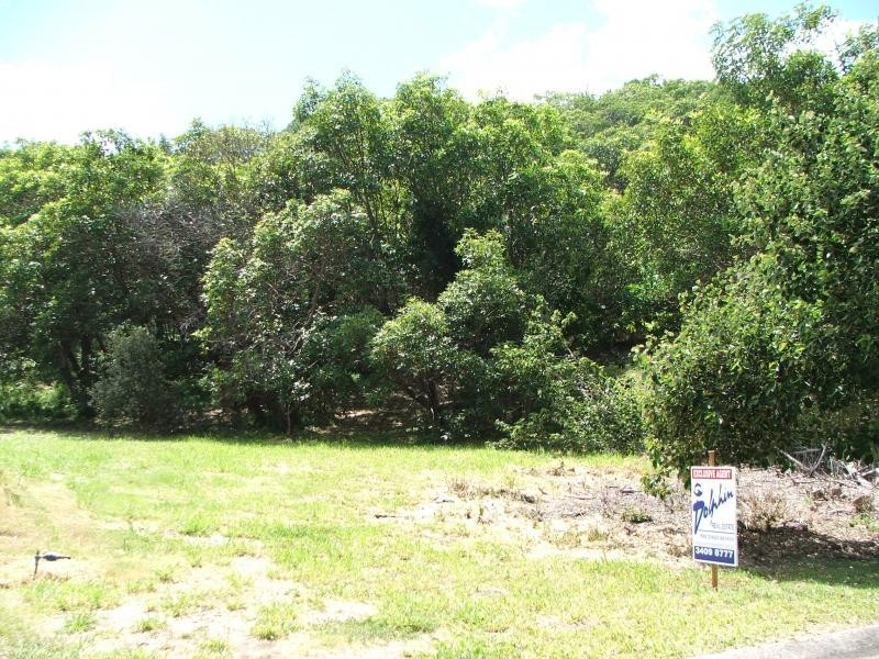48 Samarinda Way, Point Lookout QLD 4183