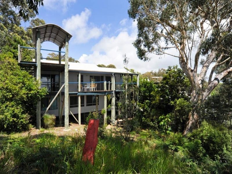 81 Tramican Street, Point Lookout QLD 4183
