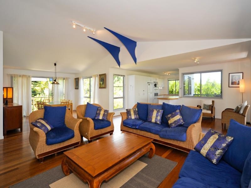 81 Tramican Street, Point Lookout QLD 4183