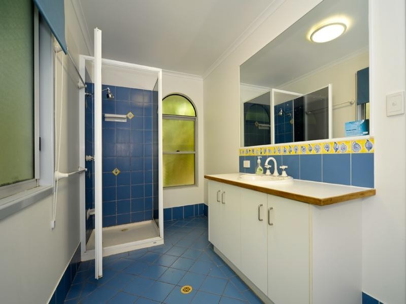 81 Tramican Street, Point Lookout QLD 4183
