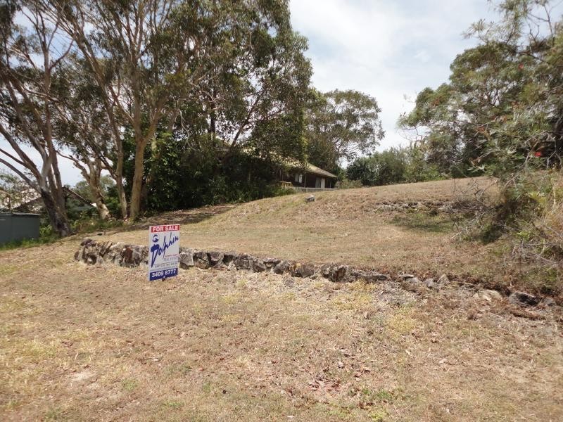 22 Cumming Parade, Point Lookout QLD 4183