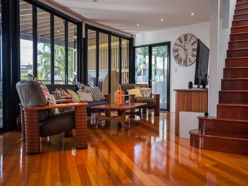 119 Tramican Street, Point Lookout QLD 4183