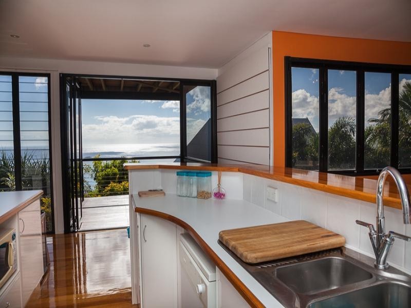 119 Tramican Street, Point Lookout QLD 4183