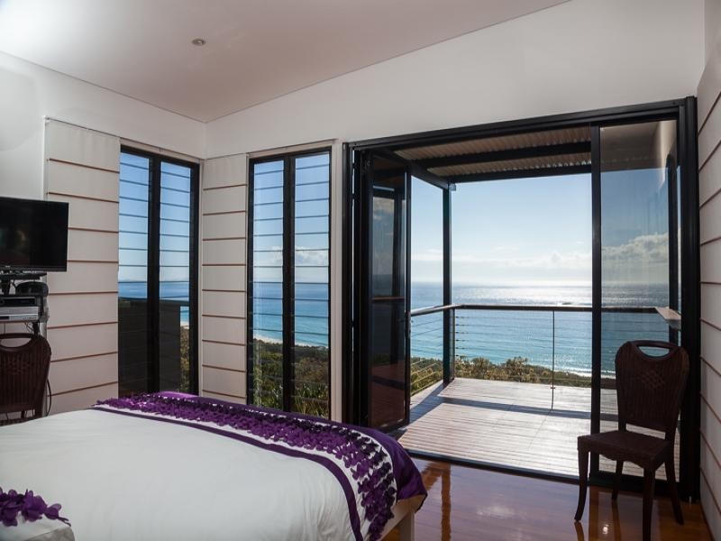 119 Tramican Street, Point Lookout QLD 4183