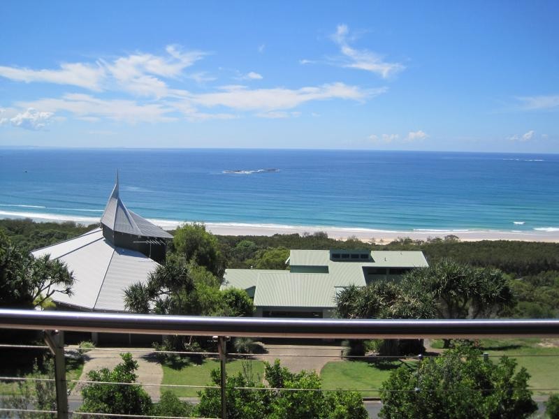8/The Lookout Cumming Parade, Point Lookout QLD 4183