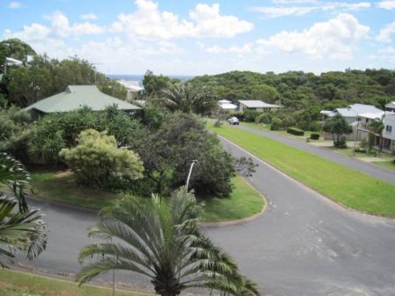 44 Cumming Parade, Point Lookout QLD 4183