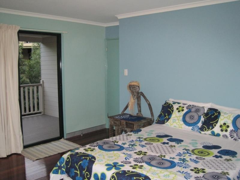 44 Cumming Parade, Point Lookout QLD 4183