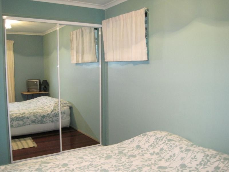 44 Cumming Parade, Point Lookout QLD 4183