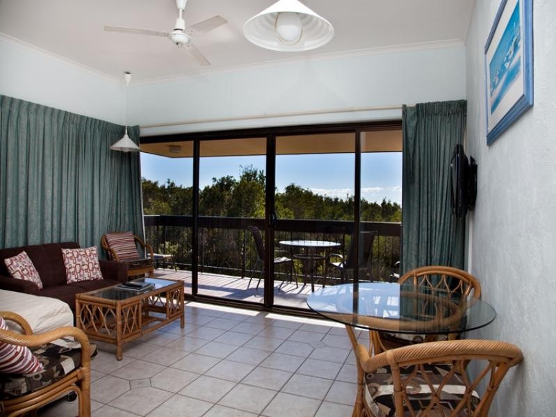 63/112 Dickson Way, Point Lookout QLD 4183