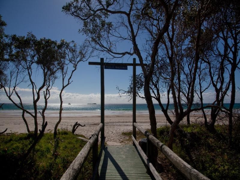 63/112 Dickson Way, Point Lookout QLD 4183