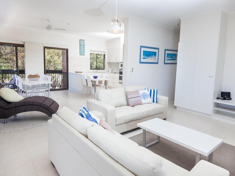 Penthouse /Anchorage Village Dickson Way, Point Lookout QLD 4183