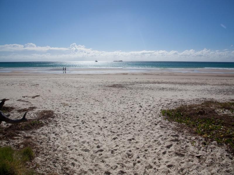 Penthouse /Anchorage Village Dickson Way, Point Lookout QLD 4183