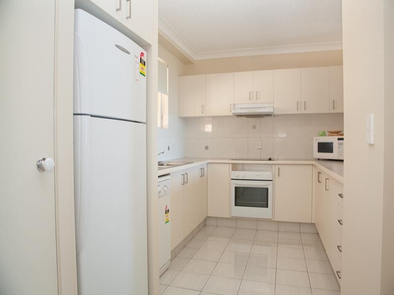 9/Samarinda Holiday Resort Samarinda Drive, Point Lookout QLD 4183