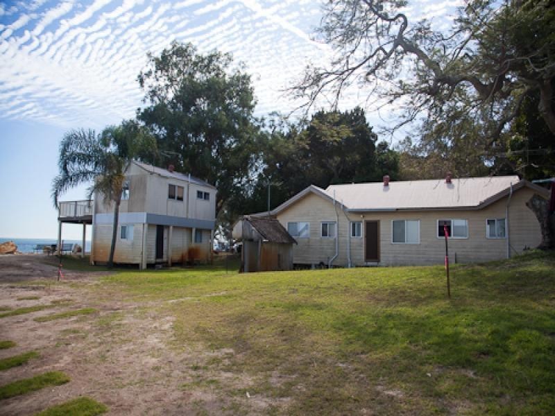 2 Birch Street, Amity Point QLD 4183