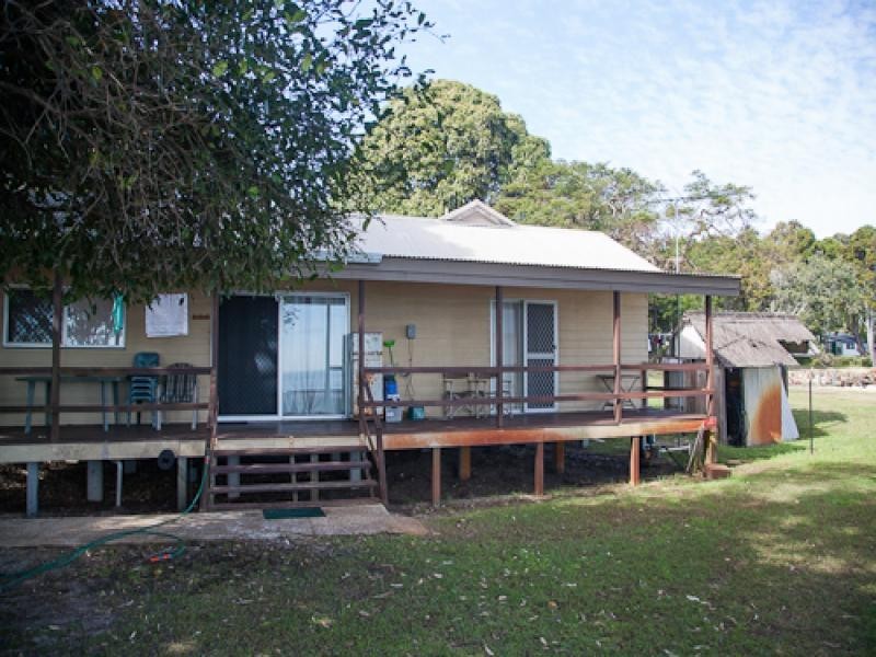 2 Birch Street, Amity Point QLD 4183