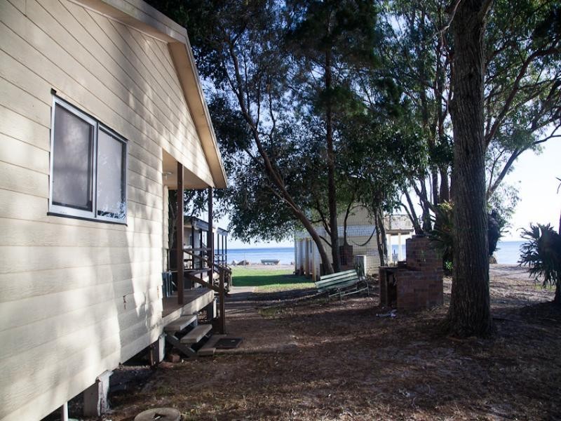 2 Birch Street, Amity Point QLD 4183