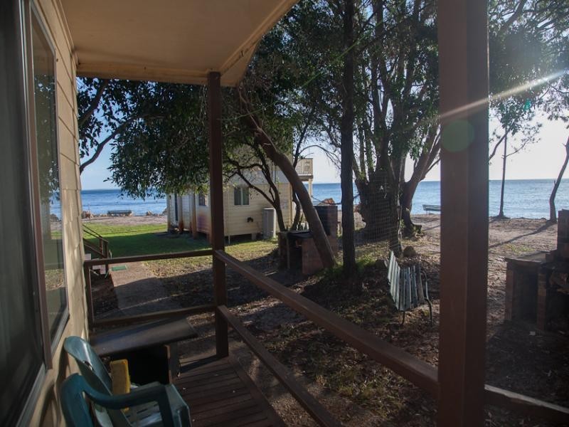 2 Birch Street, Amity Point QLD 4183