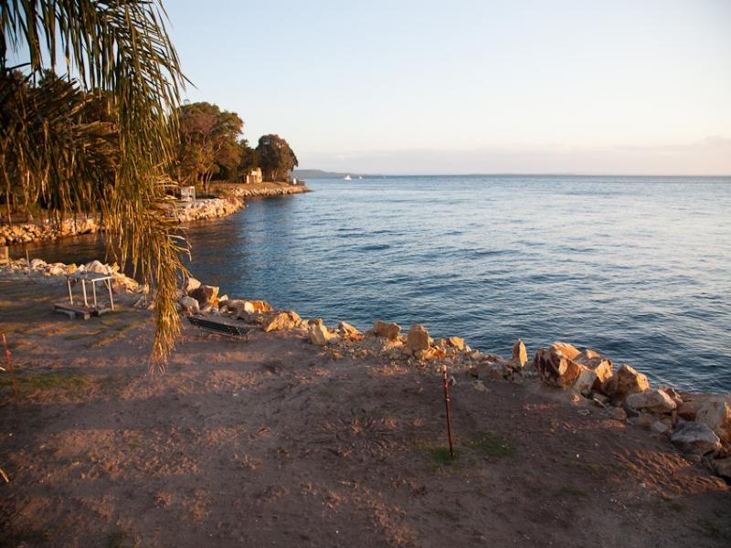 2 Birch Street, Amity Point QLD 4183