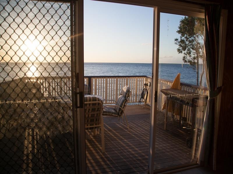 2 Birch Street, Amity Point QLD 4183