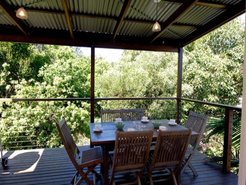 1/12 Samarinda Drive, Point Lookout QLD 4183