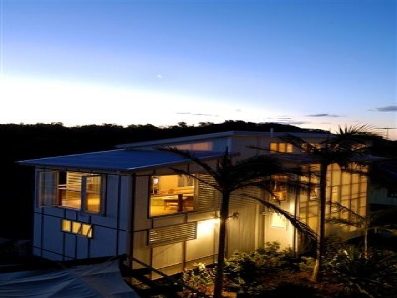 1/12 Samarinda Drive, Point Lookout QLD 4183