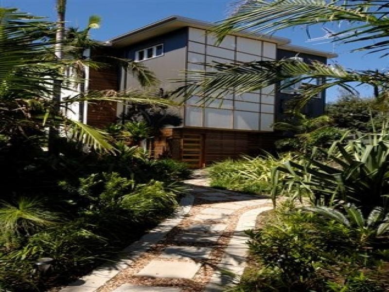 1/12 Samarinda Drive, Point Lookout QLD 4183