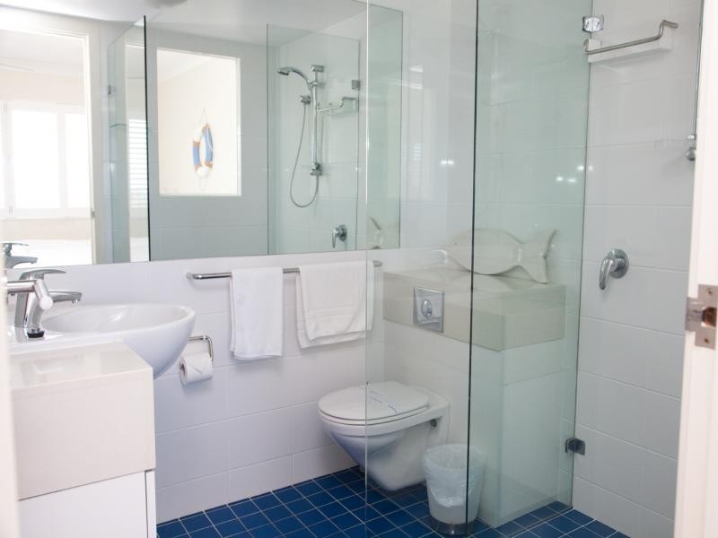 12/1-5 Samarinda Drive, Point Lookout QLD 4183