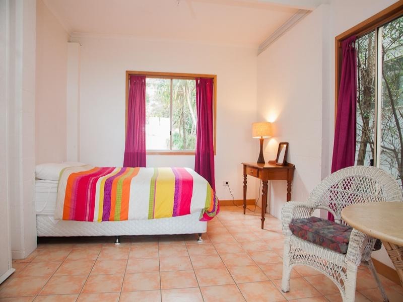 2/83 Tramican Street, Point Lookout QLD 4183