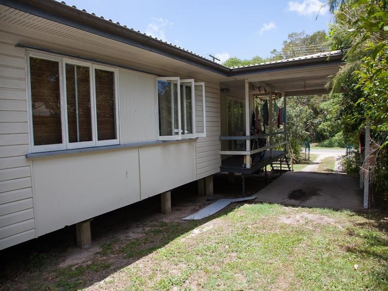 20 Barton Street, Dunwich QLD 4183