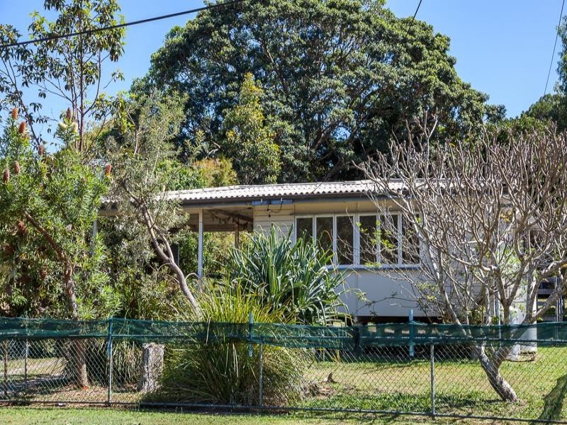 20 Barton Street, Dunwich QLD 4183