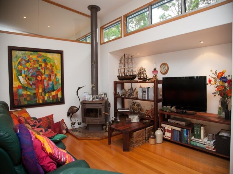 10 Old Ballow Road, Amity Point QLD 4183