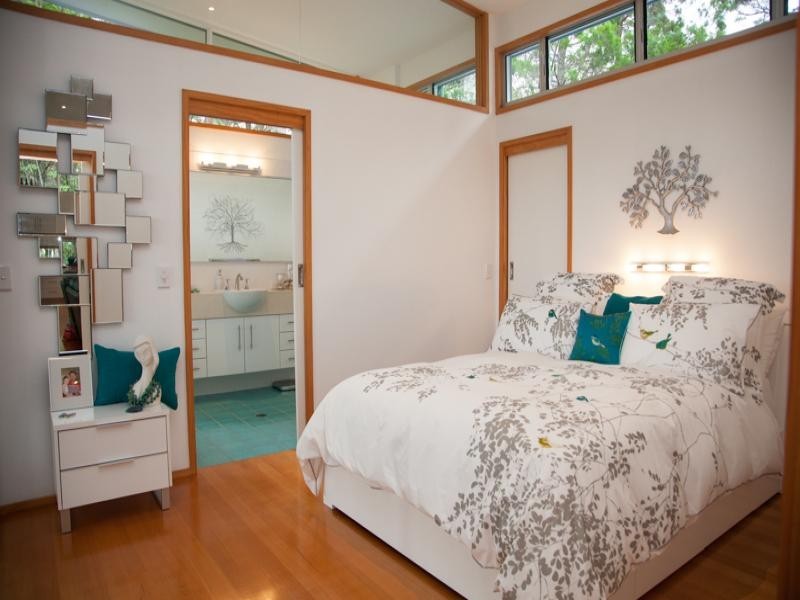 10 Old Ballow Road, Amity Point QLD 4183