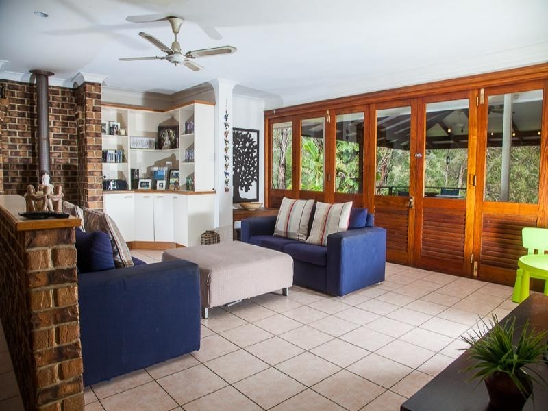 6 Gatumba Street, Dunwich QLD 4183