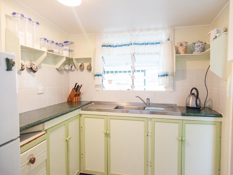 29 Kindara Street, Amity Point QLD 4183