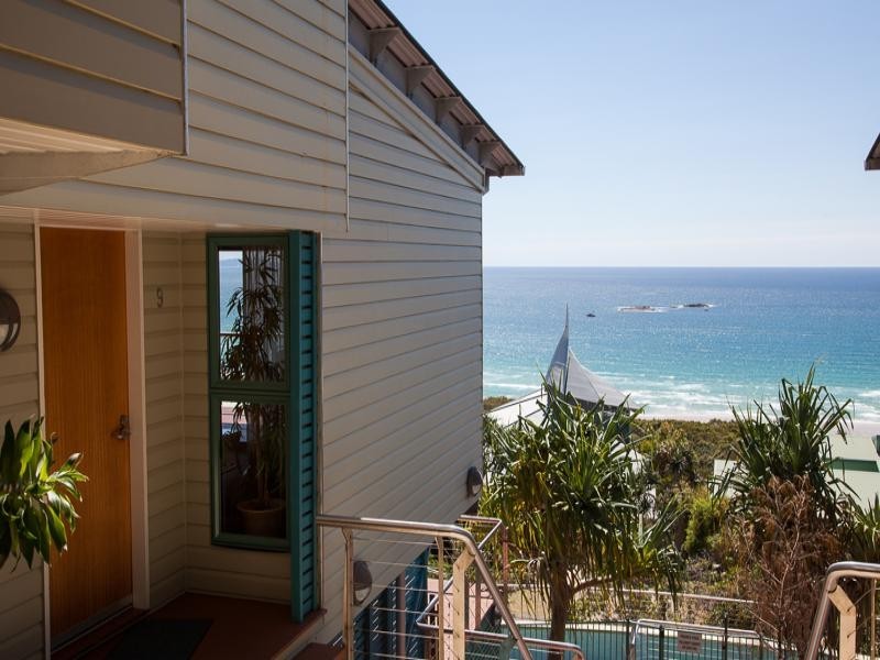 9/The Lookout Cumming Parade, Point Lookout QLD 4183