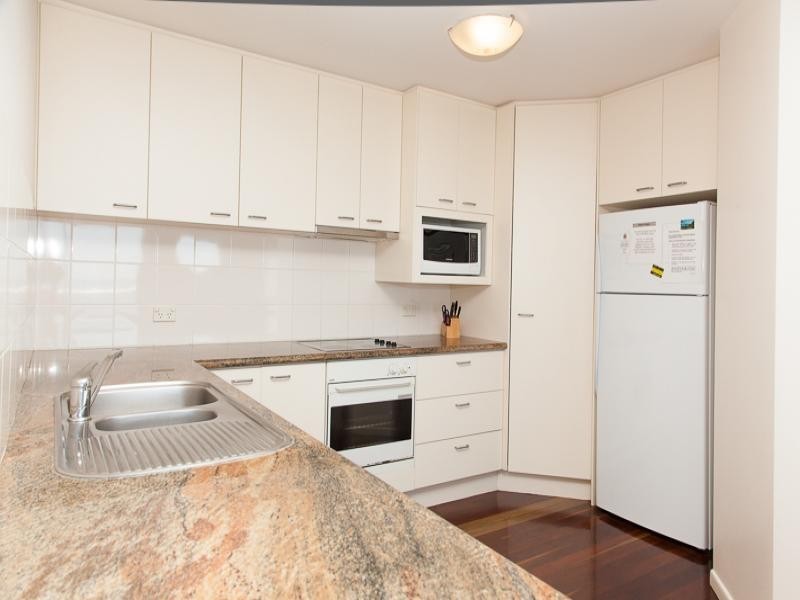 9/The Lookout Cumming Parade, Point Lookout QLD 4183