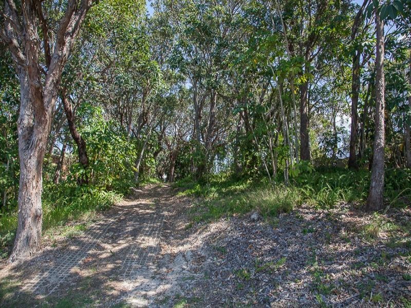 4 Galeen Street, Point Lookout QLD 4183
