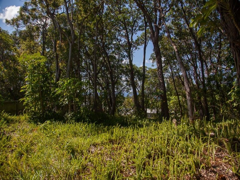 4 Galeen Street, Point Lookout QLD 4183