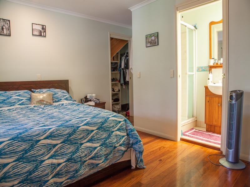 7 Waller Court, Point Lookout QLD 4183