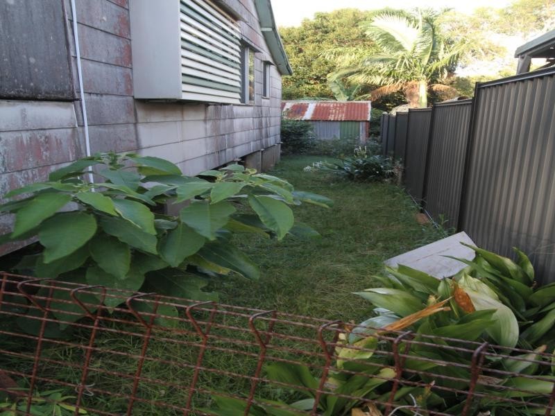 18 Oxley Parade, Dunwich QLD 4183