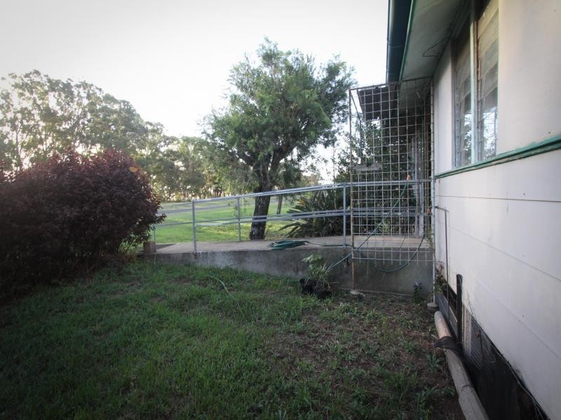 18 Oxley Parade, Dunwich QLD 4183